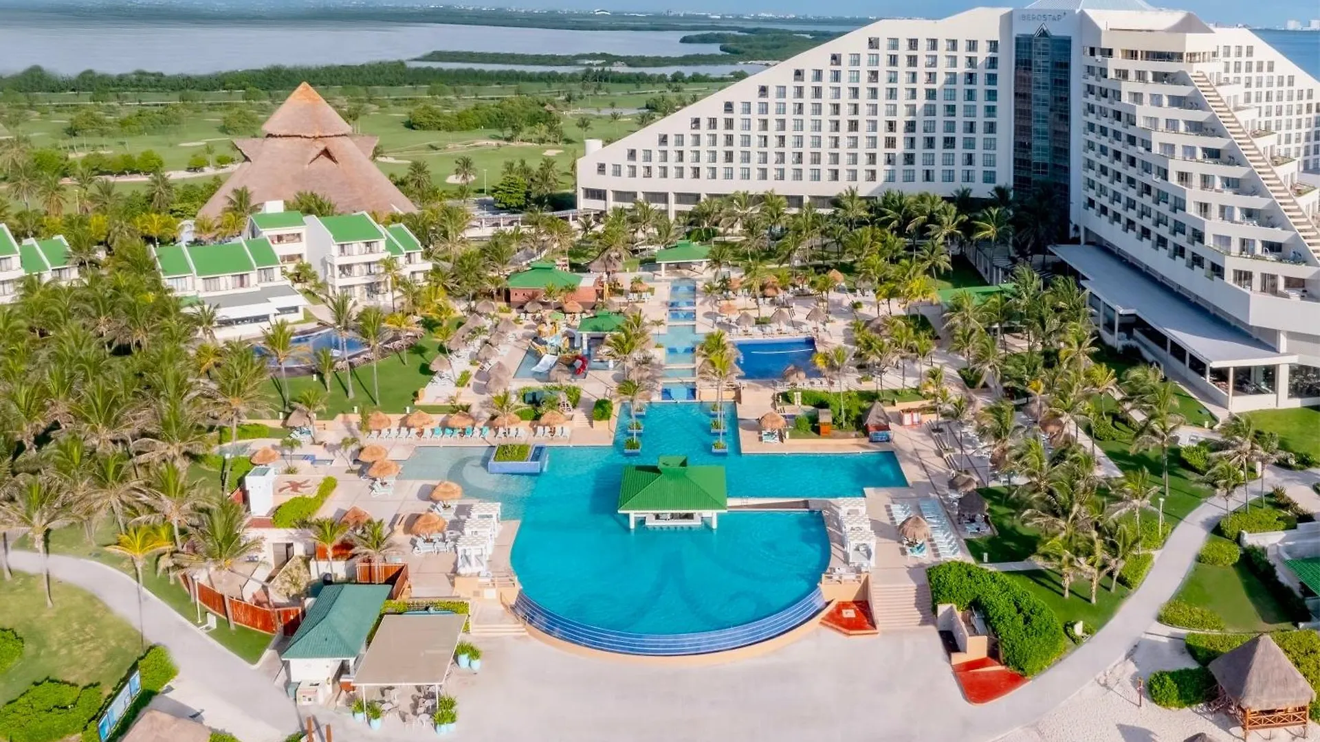 Resort Iberostar Selection Cancun (Adults Only)
